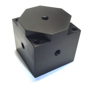 Triaxial mounting cube, TC2